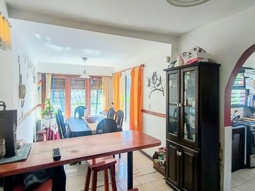 Casa 5 amb con parque y quincho en Caisamar