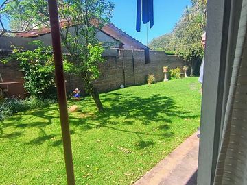 Casa 5 amb con parque y quincho en Caisamar