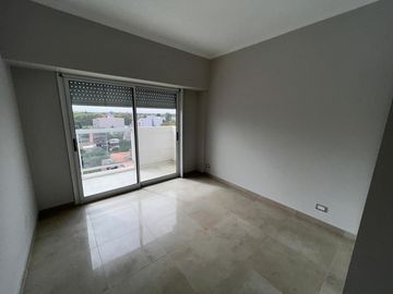 Venta Departamento 3 Ambientes a estrenar con balcón en Villa Ballester