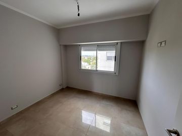 Venta Departamento 3 Ambientes a estrenar con balcón en Villa Ballester
