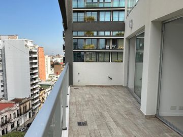 Departamento 2 amb BALCON TERRAZA en Venta FLORES