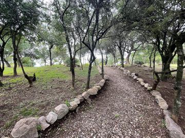 CASA EN VENTA - ESPECTACULAR PROPIEDAD EN CANDONGA VILLA SERRANA - 3 DORMITORIOS