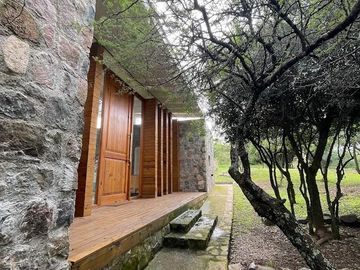 CASA EN VENTA - ESPECTACULAR PROPIEDAD EN CANDONGA VILLA SERRANA - 3 DORMITORIOS