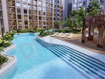 Rare 2-BR unit with Direct Access to the Pool