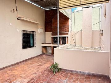 Amplio PH de 6 dormitorios   patio, 12 de Octubre al 700, PM