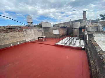 Venta Casa 3 ambientes c/local y cochera REBAJADO OPORTUNIDAD - Villa Lugano