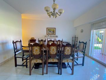 Nuevo Valor!! Gran Parque Libre! Casa en Excelente Zona de Castelar Norte!