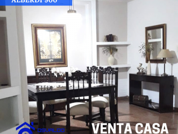 Venta Casa 4 Hab. Pje. Lopez de Vega1100 alt Alberdi al 900