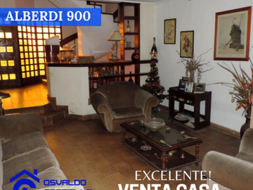 Venta de casa de 2 plantas 5 Hab en la calle Alberdi al 900