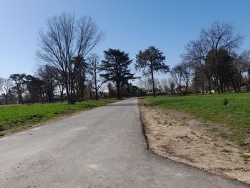 LOTEO EN BARRIO PARQUE EL REMANSO - BARRIO LOS JAZMINES - PILAR, DEL VISO