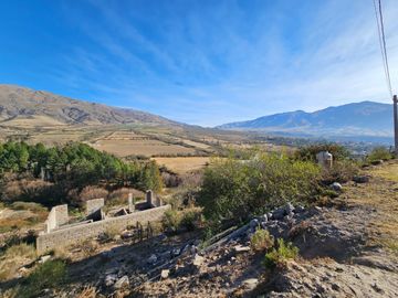 VENTA LOTE 1000M2 CON CONTRUCCION ZONA LA BANDA