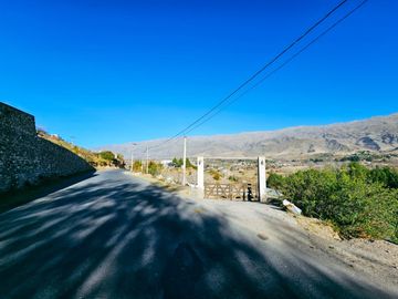 VENTA LOTE 1000M2 CON CONTRUCCION ZONA LA BANDA