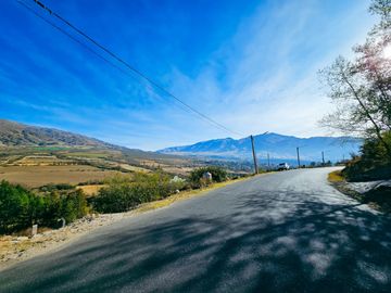 VENTA LOTE 1000M2 CON CONTRUCCION ZONA LA BANDA