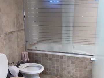 CASA EN ESQUINA + OFICINA, EN COMODORO RIVADAVIA