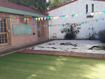 Casa con DiseÃ±o Funcional y Amplio Patio