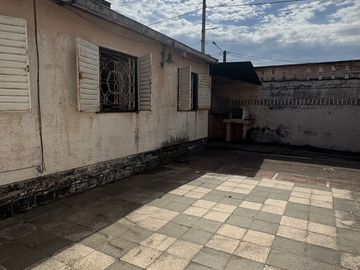 CASA EN VENTA BARRIO LOS TARCOS II - SAN JOSE