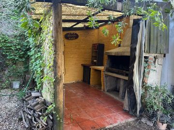 VENTA OPORTUNIDAD CASA APTA CREDITO 3 DORMITORIOS, PILETA, QUINCHO, RODRIGUEZ 1700 -MONTE GRANDE-