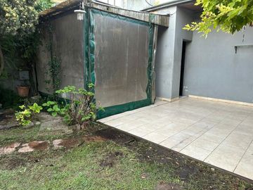 VENTA OPORTUNIDAD CASA APTA CREDITO 3 DORMITORIOS, PILETA, QUINCHO, RODRIGUEZ 1700 -MONTE GRANDE-