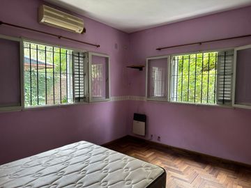 VENTA OPORTUNIDAD CASA APTA CREDITO 3 DORMITORIOS, PILETA, QUINCHO, RODRIGUEZ 1700 -MONTE GRANDE-