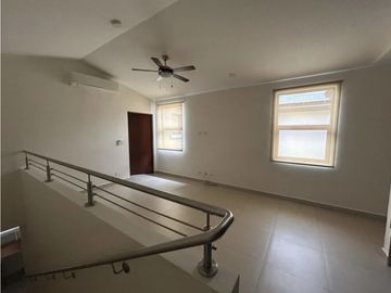 VENTA CASA RIVER VALLEY