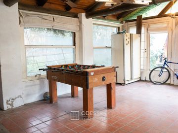 CaÃ±uelas-Casa Quinta en Venta en la Localidad de Villa Adriana