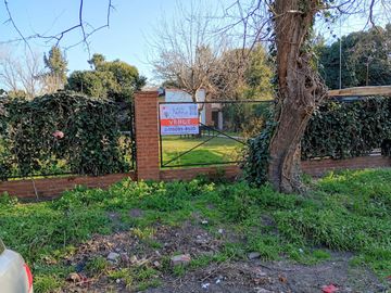 Casa Quinta de 3 Ambientes en Venta. Villa Adriana. CaÃ±uelas.