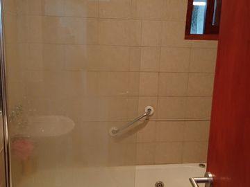 Casa Quinta de 3 Ambientes en Venta. Villa Adriana. CaÃ±uelas.