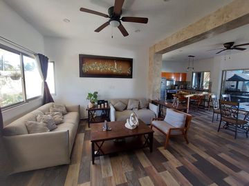 CASA EN FRACCIONAMIENTO VERGELES DE OAXTEPEC