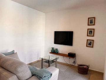 Casa con Roof Garden y Sala TV, en Venta en Nuevo Refugio, Querétaro