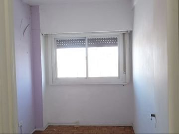 QUIRNO 100, VENTA DEPARTAMENTO DE TRES AMBIENTES