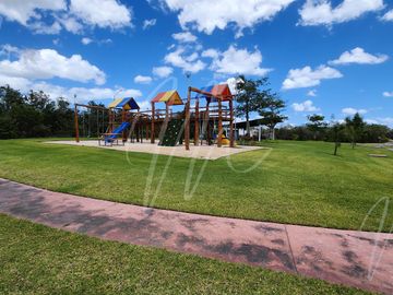 CASA EN VENTA EN CANCUN, VIA CUMBRES RESIDENCIAL