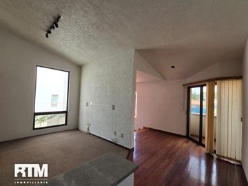 Se vende casa de 5 recamaras en lomas 3ra sección