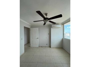 Se alquila apartamento 110mt de 3 recamaras