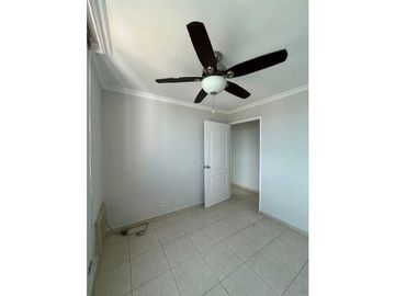 Se alquila apartamento 110mt de 3 recamaras