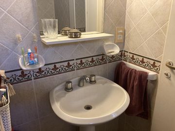 Casa en venta, Casuarinas, S/ Expensas,  Lujan - 4 Ambientes