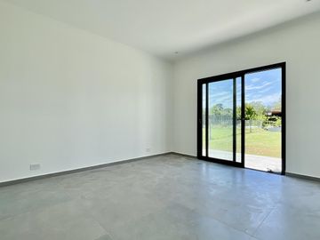 Casa A Estrenar en San Matias en Venta con Piscina