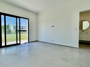 Casa A Estrenar en San Matias en Venta con Piscina