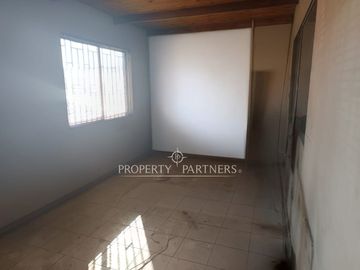 Terreno con uso mixto y gran potencial comercial en Peñaflor