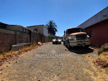 Terreno con uso mixto y gran potencial comercial en Peñaflor