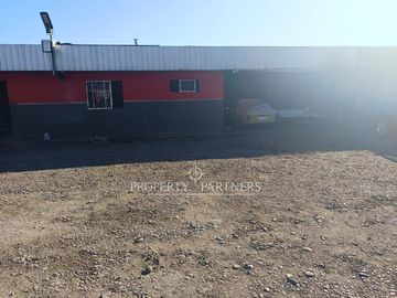 Terreno con uso mixto y gran potencial comercial en Peñaflor