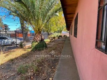 Terreno con uso mixto y gran potencial comercial en Peñaflor