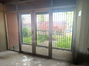 Terreno con uso mixto y gran potencial comercial en Peñaflor