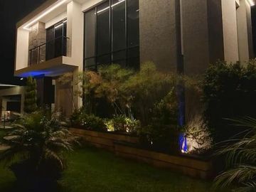 CASA EN URB. CAPELO VALLE DE LOS CHILLOS