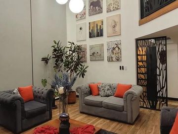 CASA EN URB. CAPELO VALLE DE LOS CHILLOS