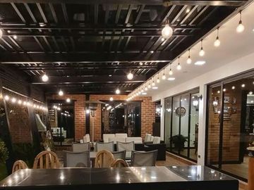 CASA EN URB. CAPELO VALLE DE LOS CHILLOS