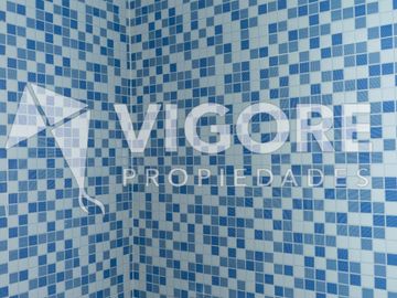 Casa en alquiler c/ cochera en Carlos Spegazzini