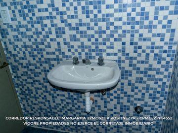 Casa en alquiler con cochera en Carlos Spegazzini Imperdible Excelente ubicación