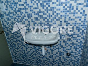 Casa en alquiler c/ cochera en Carlos Spegazzini