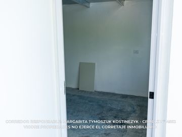 Casa en alquiler con cochera en Carlos Spegazzini Imperdible Excelente ubicación