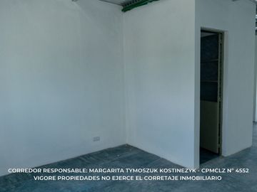 Casa en alquiler con cochera en Carlos Spegazzini Imperdible Excelente ubicación